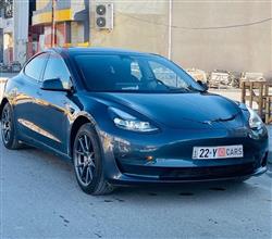 تسلا موديل 3